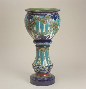 Jardiniere door Burmantofts Pottery, Leeds, 1890-1904